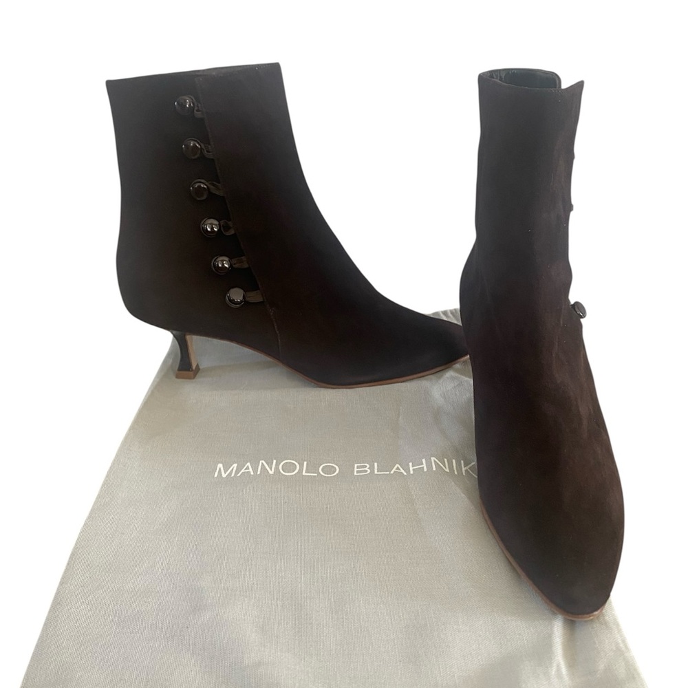Manolo Blahnik Brown Suede Ankle Booties sz 37